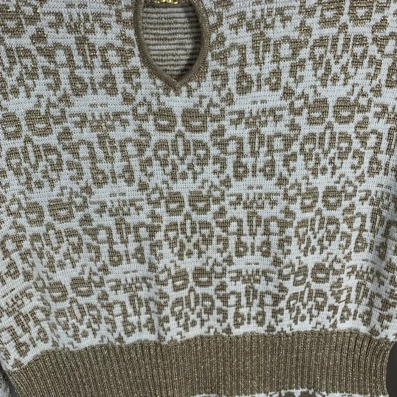 Ruby Rd. Top - Picture 4 of 6